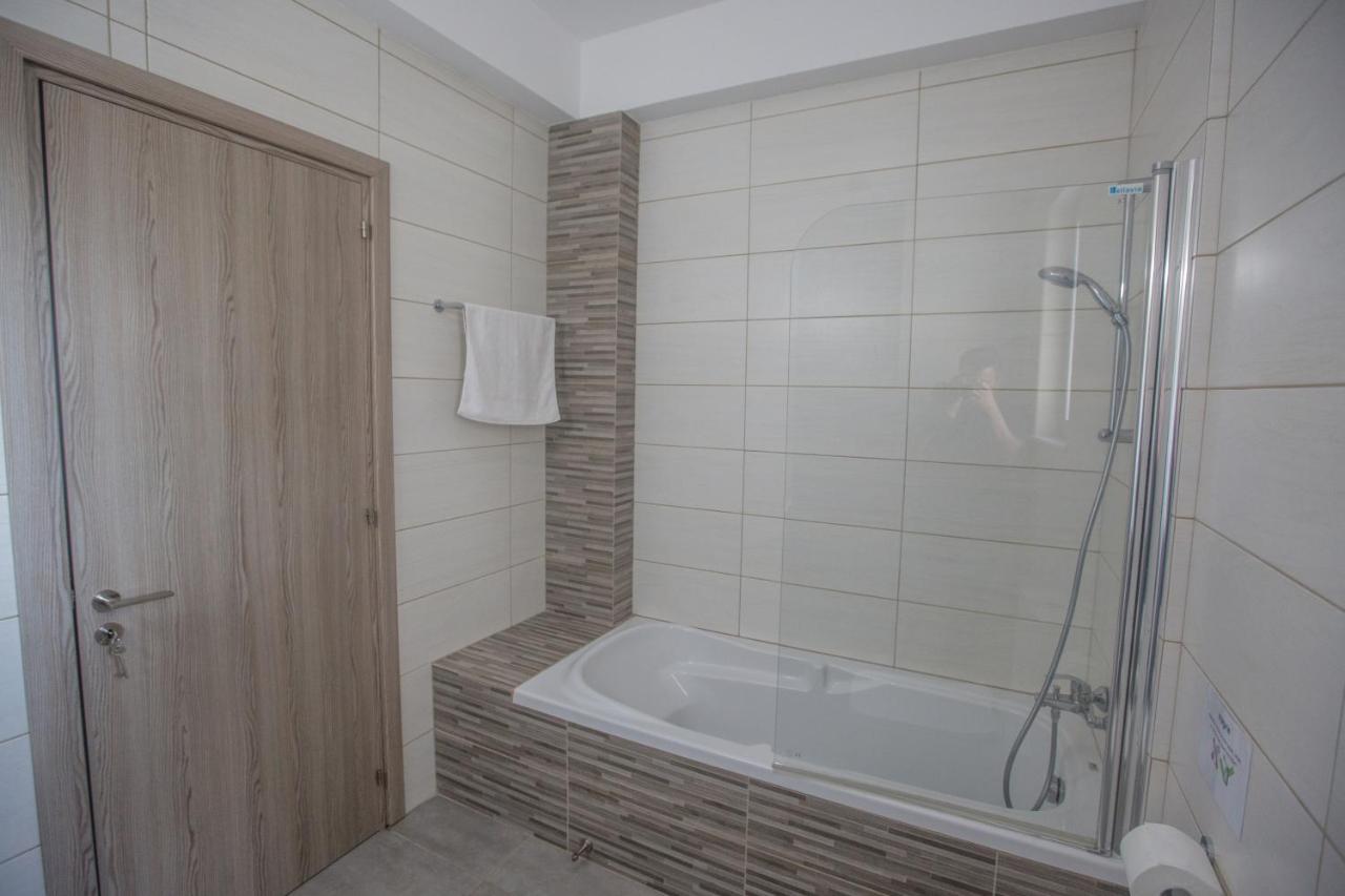 Polymnia Luxury Villas Protaras Exterior photo
